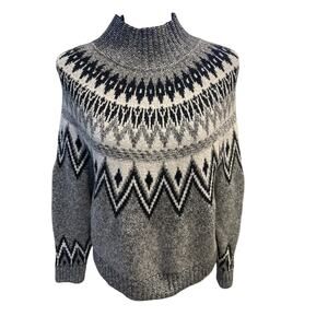 Women’s Old Navy Fair Isle Sweater. Size Small